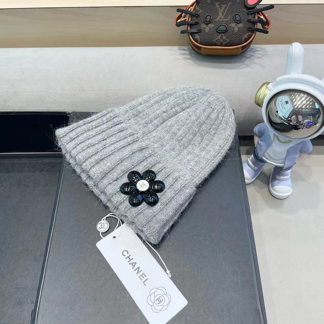 Chanel 韩国东大门代购秋冬ins潮兔毛保暖卷边针织帽休闲字母毛线帽