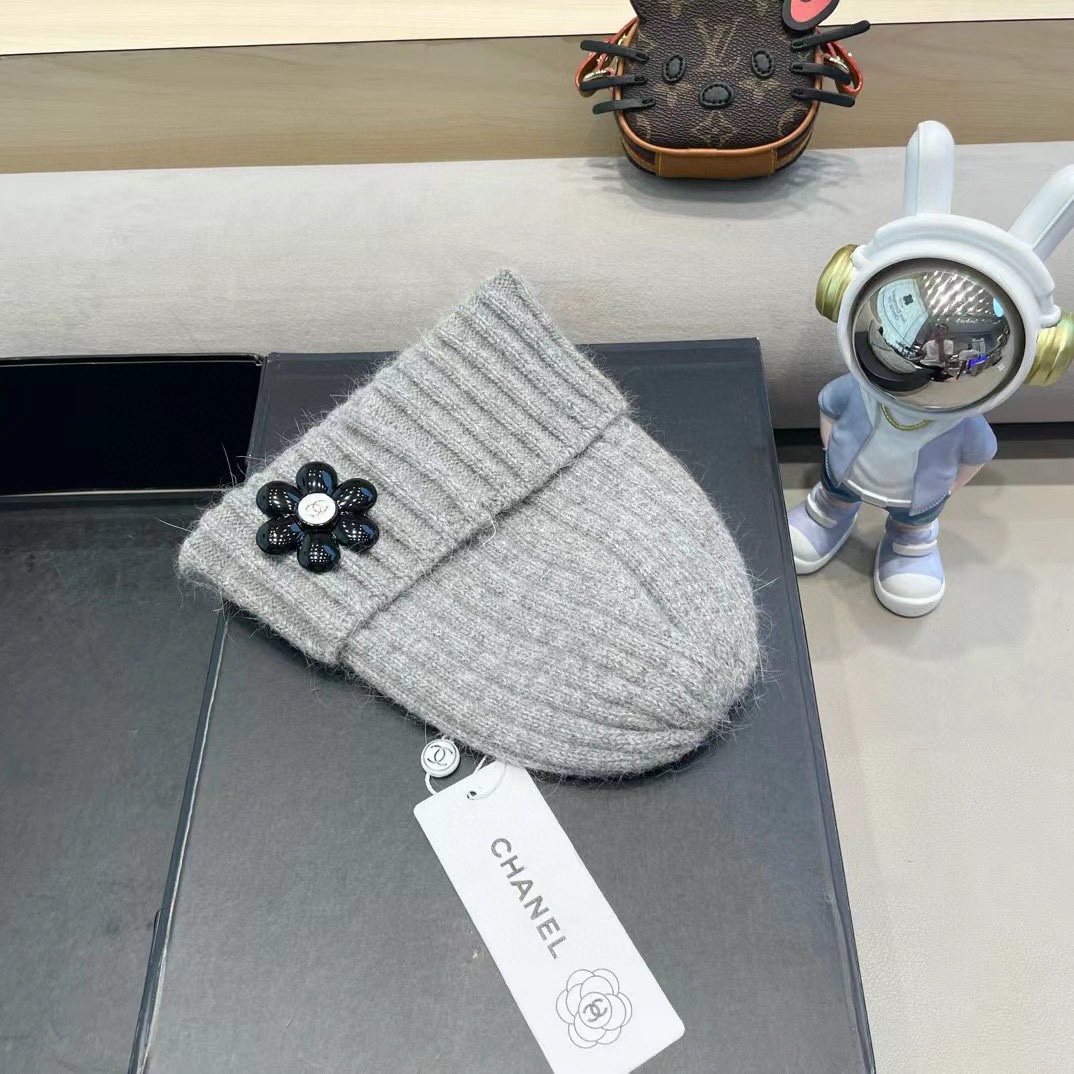 Chanel 韩国东大门代购秋冬ins潮兔毛保暖卷边针织帽休闲字母毛线帽