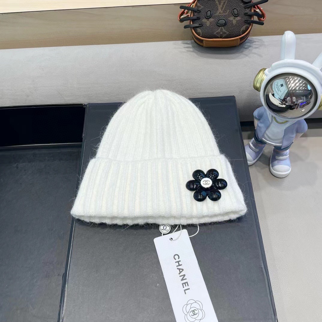 Chanel 韩国东大门代购秋冬ins潮兔毛保暖卷边针织帽休闲字母毛线帽