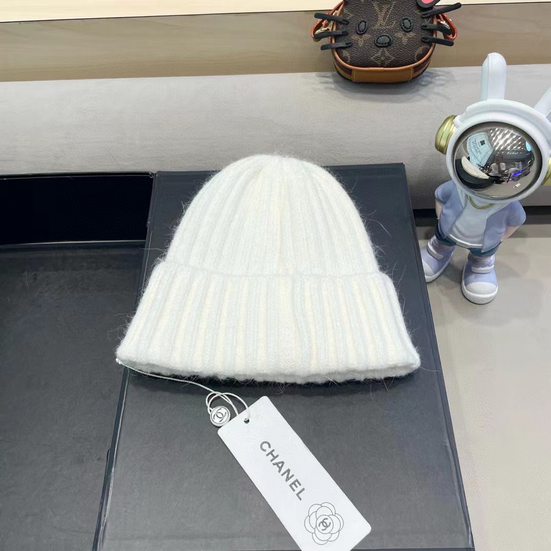 Chanel 韩国东大门代购秋冬ins潮兔毛保暖卷边针织帽休闲字母毛线帽