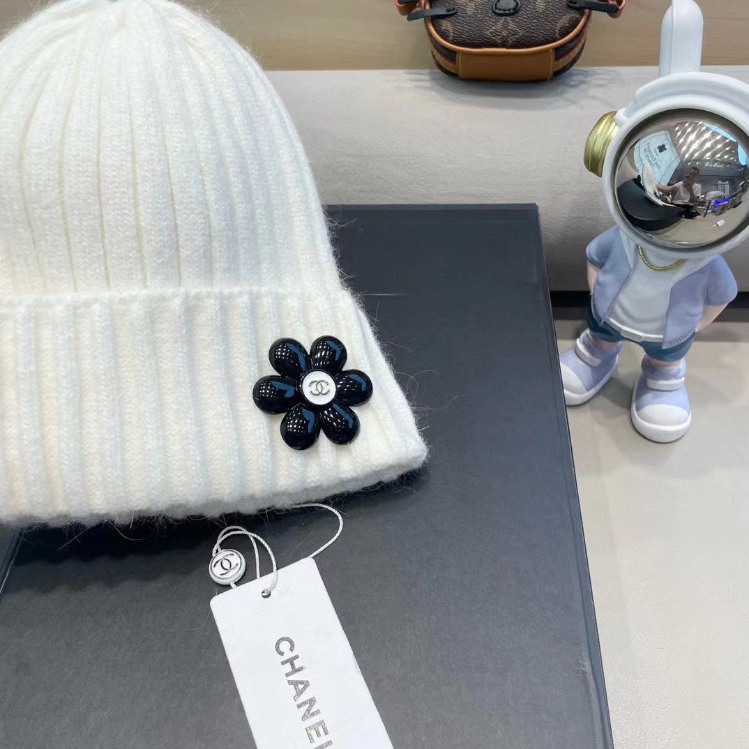 Chanel 韩国东大门代购秋冬ins潮兔毛保暖卷边针织帽休闲字母毛线帽
