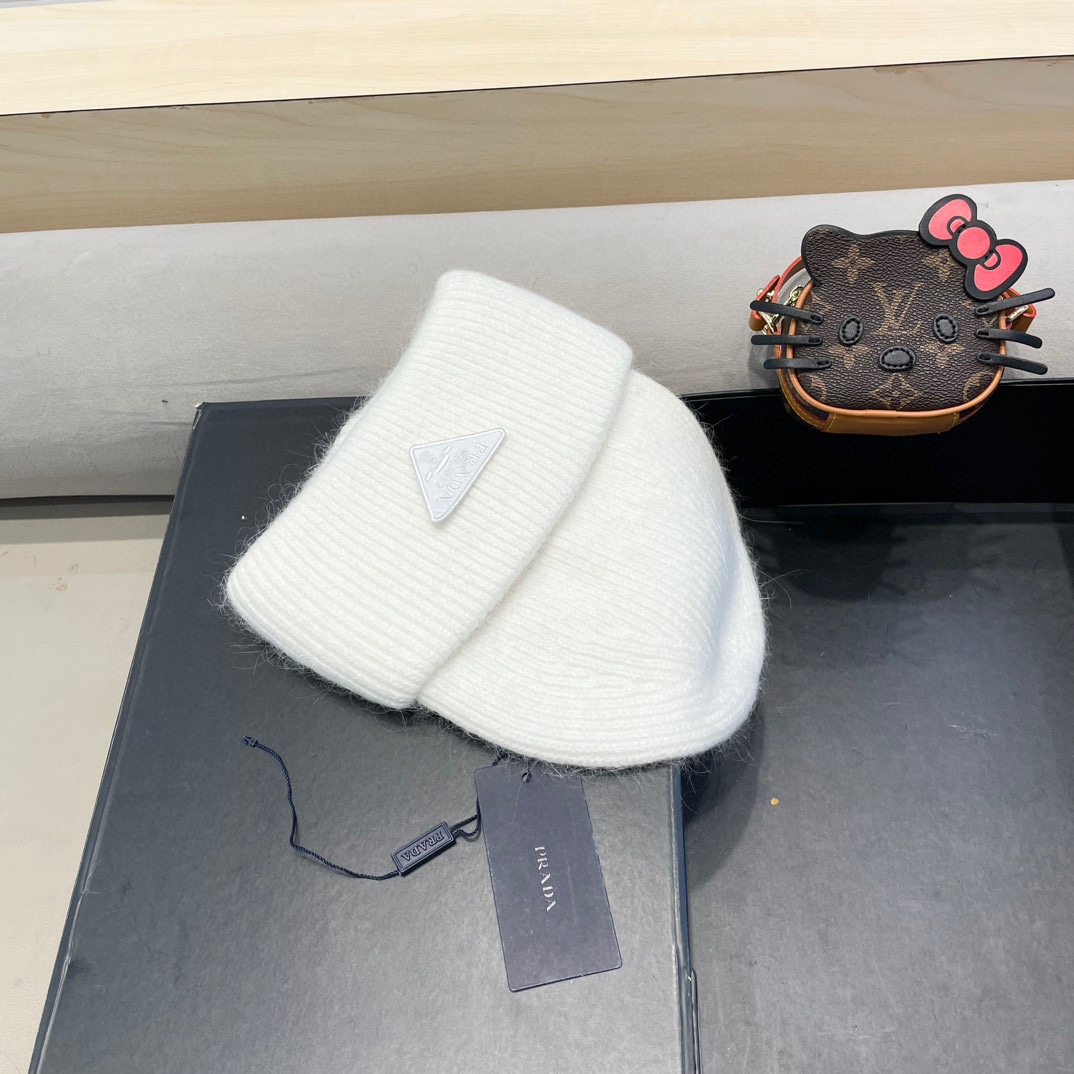 【PRADA普拉达】2024秋冬新款针织毛线帽，大牌系列，轻奢感满满.冬天出街必备