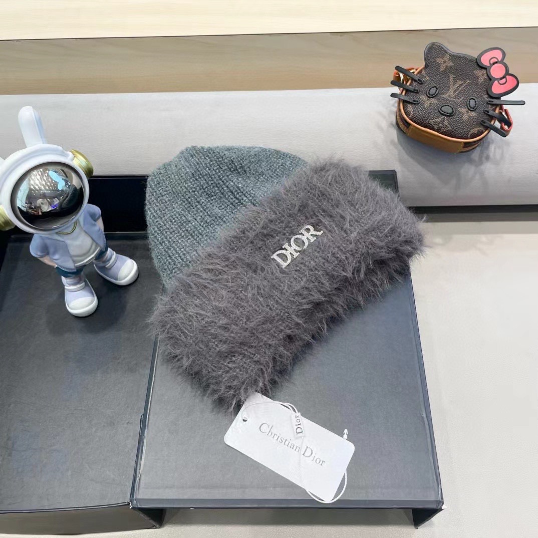 Dior 允旭/软糯针织长毛毛套头毛线帽冬季保暖双面可戴大头围堆堆帽