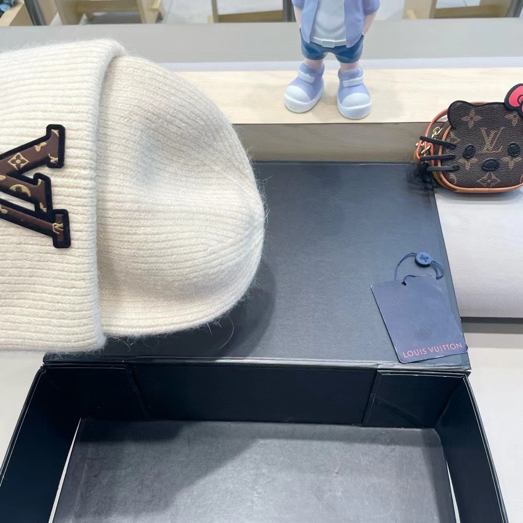 lv路易威登兔毛粗线针织帽女秋冬2024新款毛线帽大头围针织帽男款白色冷帽子