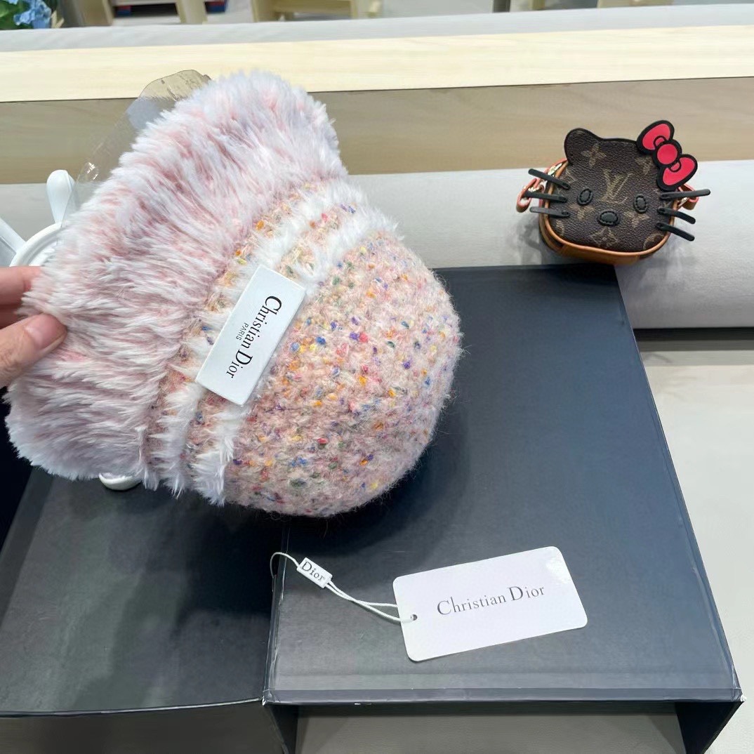 Dior网红毛绒加厚渔夫帽女百搭韩版秋冬盆帽保暖时尚彩色水桶帽显脸小