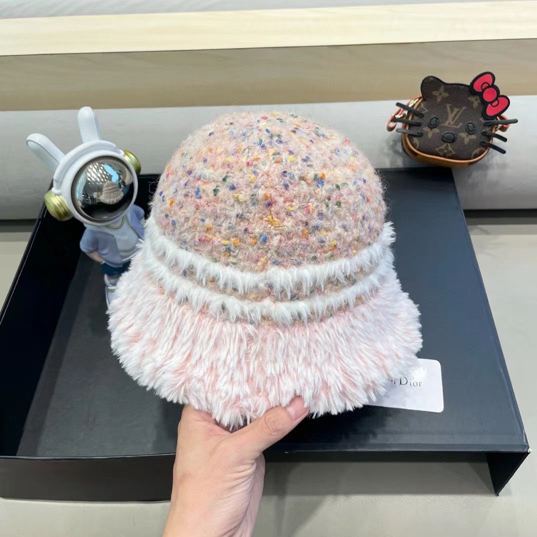 Dior网红毛绒加厚渔夫帽女百搭韩版秋冬盆帽保暖时尚彩色水桶帽显脸小