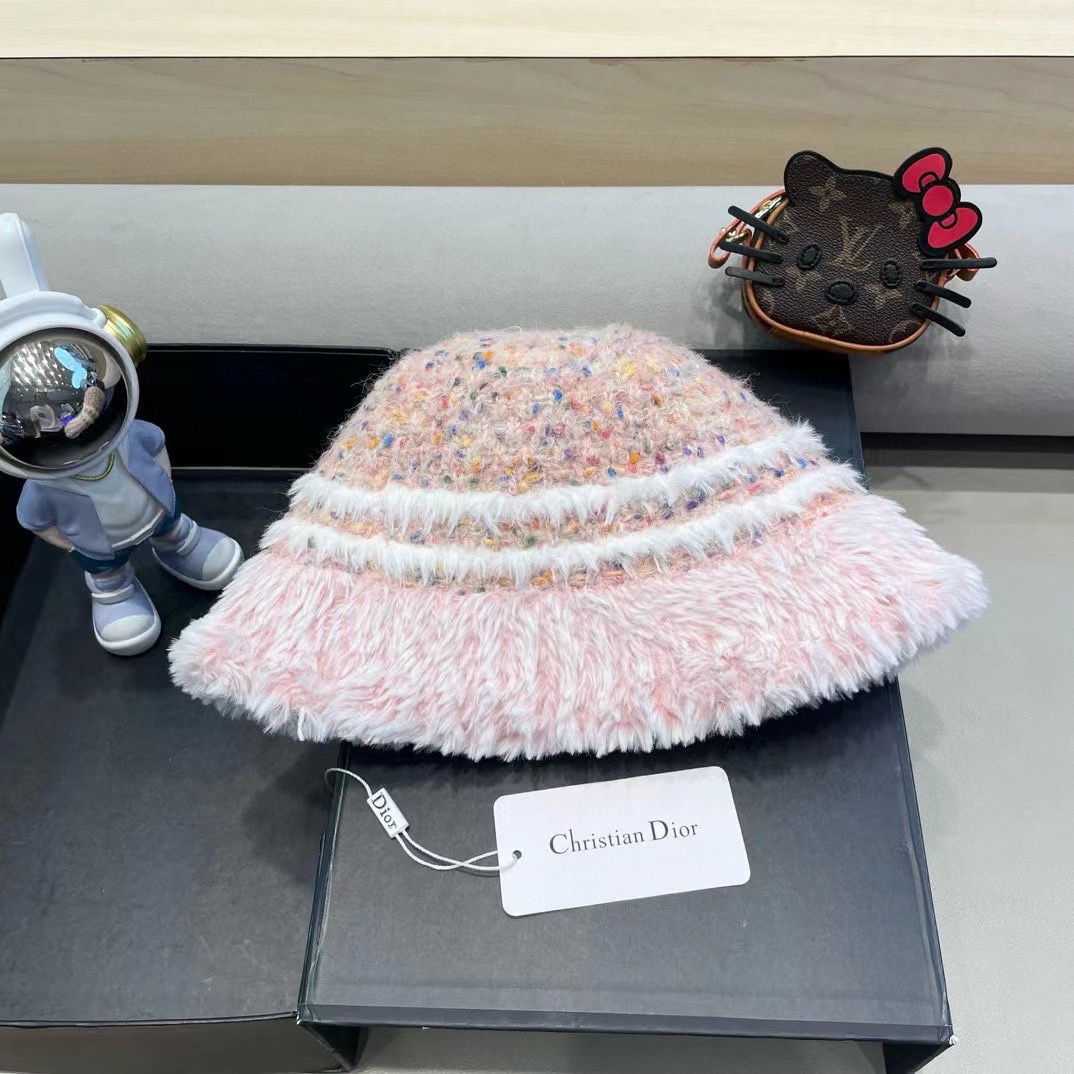 Dior网红毛绒加厚渔夫帽女百搭韩版秋冬盆帽保暖时尚彩色水桶帽显脸小