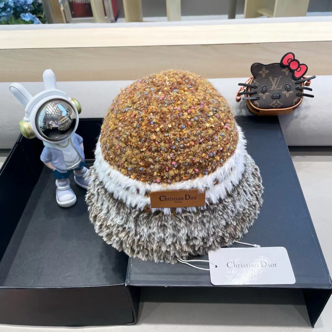 Dior网红毛绒加厚渔夫帽女百搭韩版秋冬盆帽保暖时尚彩色水桶帽显脸小