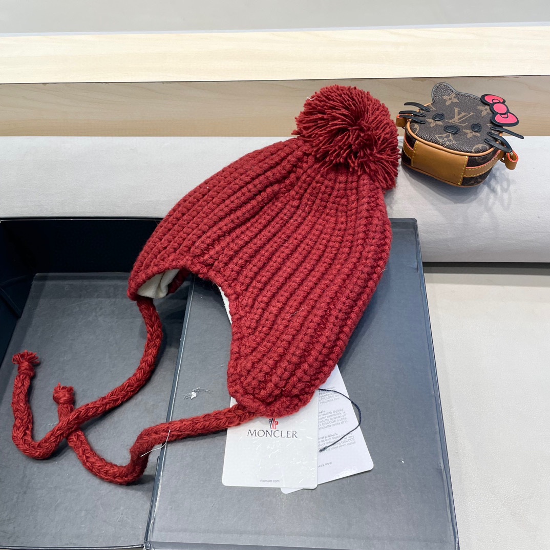 moncler雷锋帽子女秋冬季骑行韩版百搭显脸小休闲贴布保暖绑带护耳毛线帽