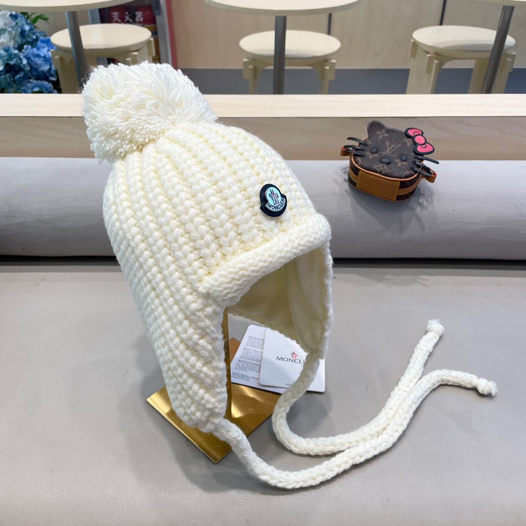 moncler雷锋帽子女秋冬季骑行韩版百搭显脸小休闲贴布保暖绑带护耳毛线帽