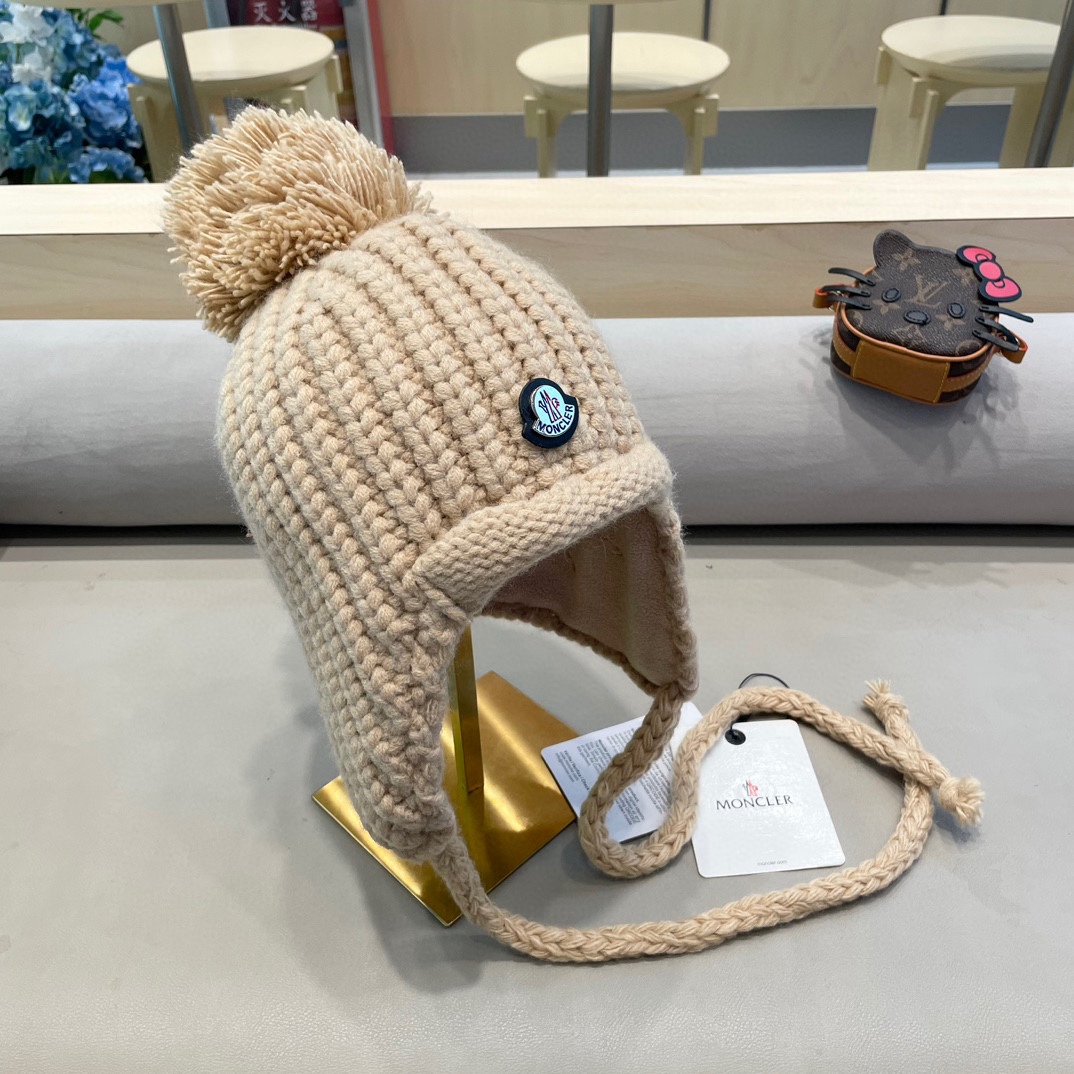 moncler雷锋帽子女秋冬季骑行韩版百搭显脸小休闲贴布保暖绑带护耳毛线帽