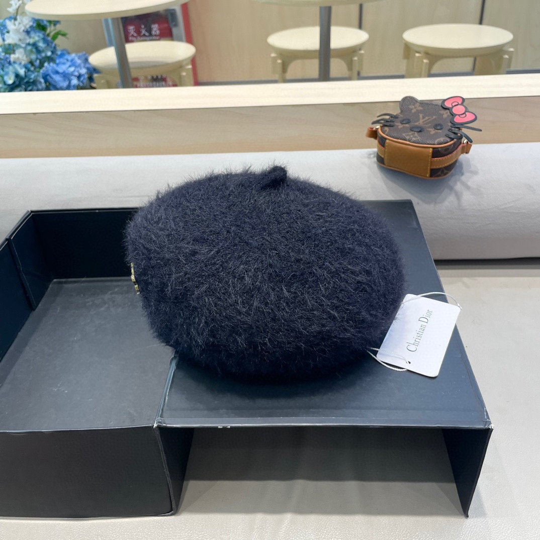 Dior迪奥贝雷帽子女秋冬日系显脸小画家帽潮2024新款冬季大头围黑色报童帽