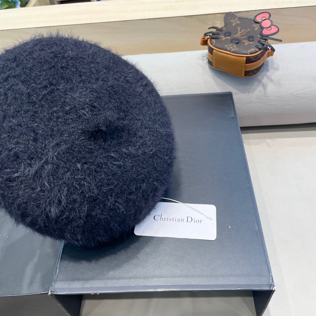 Dior迪奥贝雷帽子女秋冬日系显脸小画家帽潮2024新款冬季大头围黑色报童帽