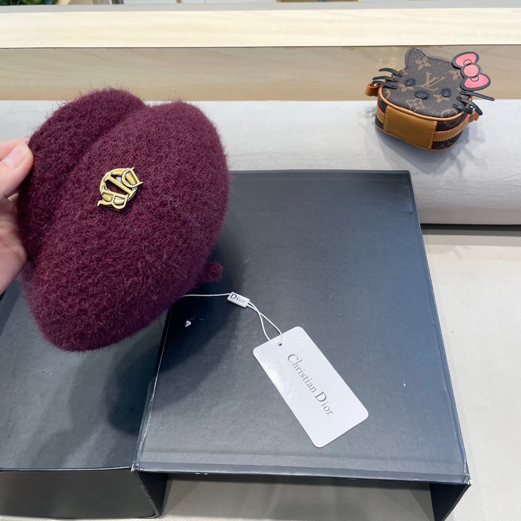 Dior迪奥贝雷帽子女秋冬日系显脸小画家帽潮2024新款冬季大头围黑色报童帽