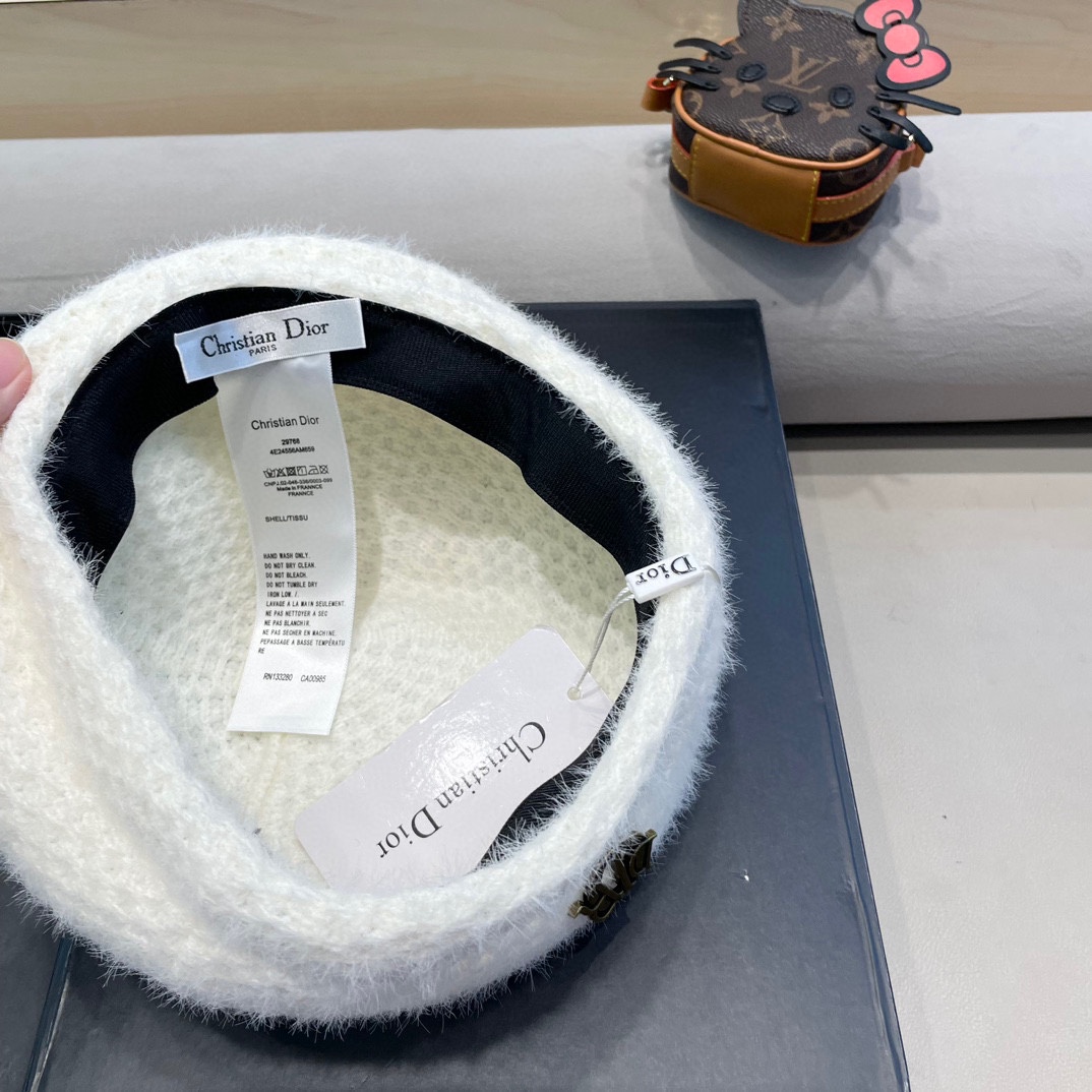 Dior迪奥贝雷帽子女秋冬日系显脸小画家帽潮2024新款冬季大头围黑色报童帽