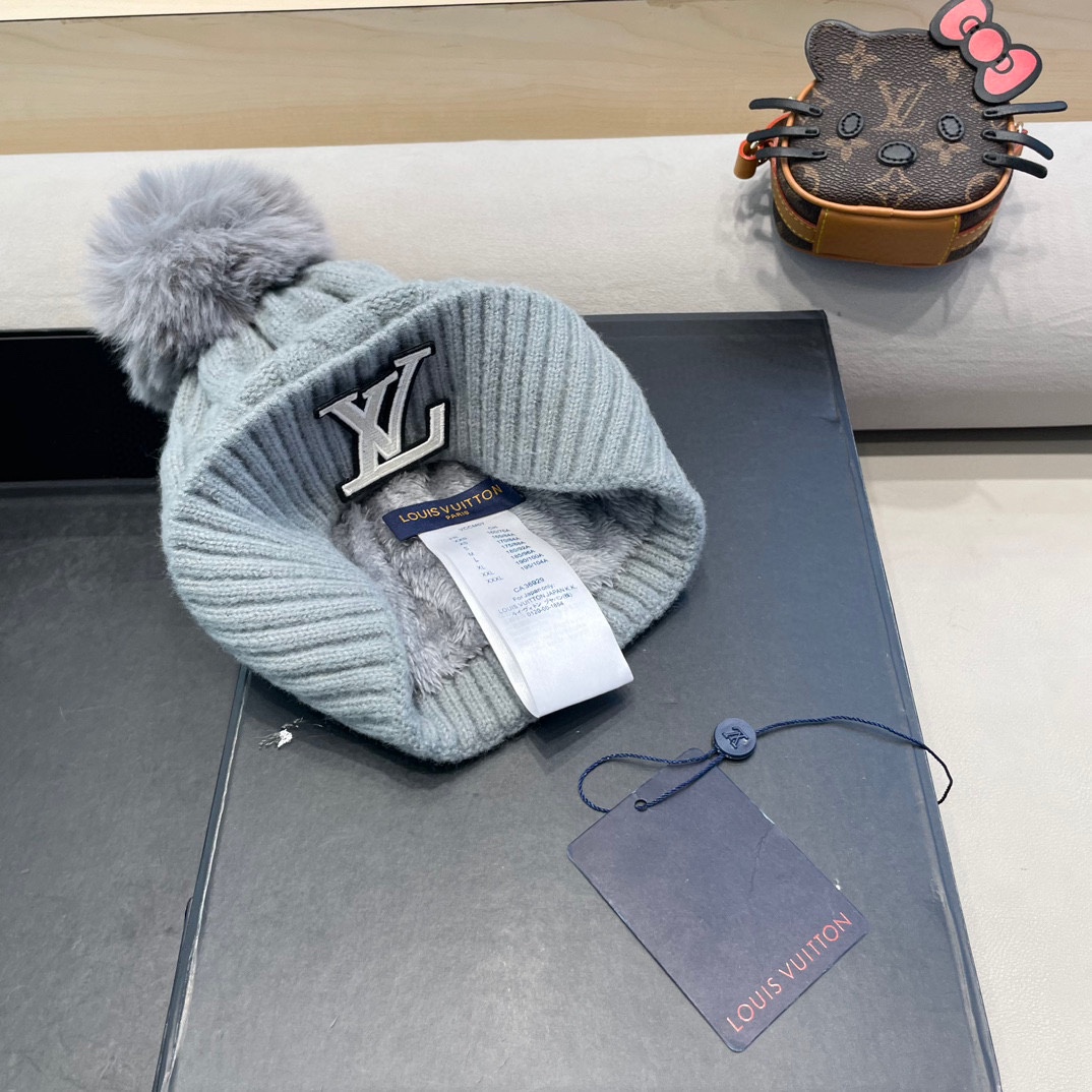 罗路易威登帽子女秋冬季韩版ins网红纯色麻花毛线帽加绒保暖针织帽护耳百搭