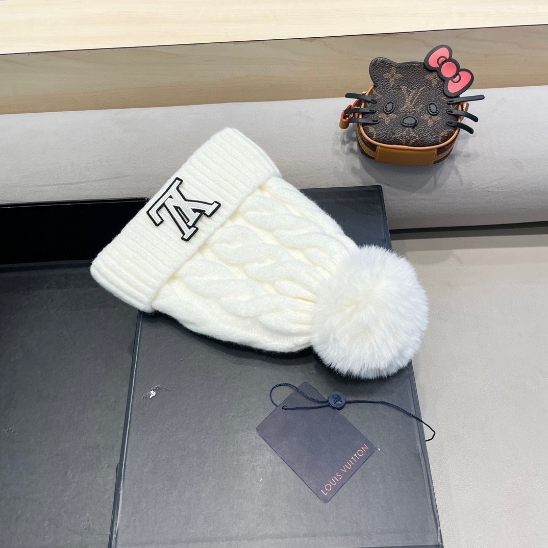 罗路易威登帽子女秋冬季韩版ins网红纯色麻花毛线帽加绒保暖针织帽护耳百搭