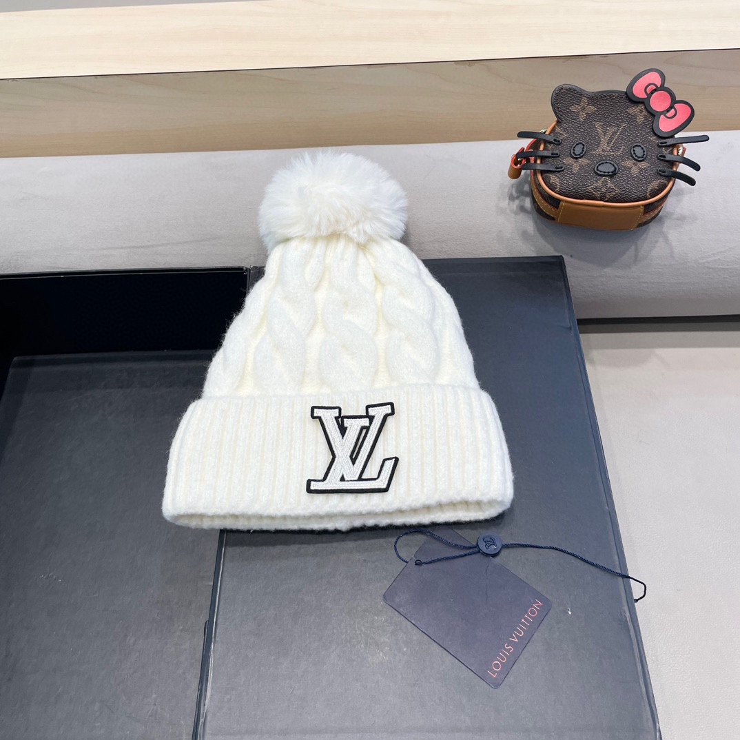 NO:366306,Louis Vuitton hat women's autumn and winter Korean version ins internet celebrity solid color twist wool hat plus velvet warm knit hat ear protection versatile hat fisherman hat baseball hat knit hat, hat, louis vuitton, espadrilles, hats罗路易威登帽子女秋冬季韩版ins网红纯色麻花毛线帽加绒保暖针织帽护耳百搭帽子渔夫帽棒球帽针织帽,帽子,louis vuitton,espadrilles,hats,hat
