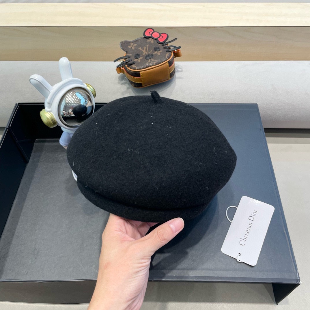 Dior韩国毛呢复古贝雷帽女秋冬百搭ins小众气质平顶画家帽时尚报童帽
