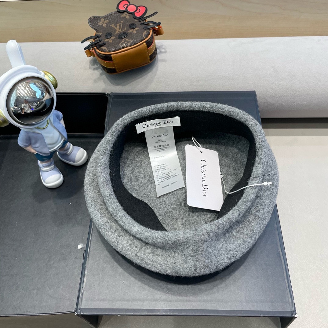 Dior韩国毛呢复古贝雷帽女秋冬百搭ins小众气质平顶画家帽时尚报童帽