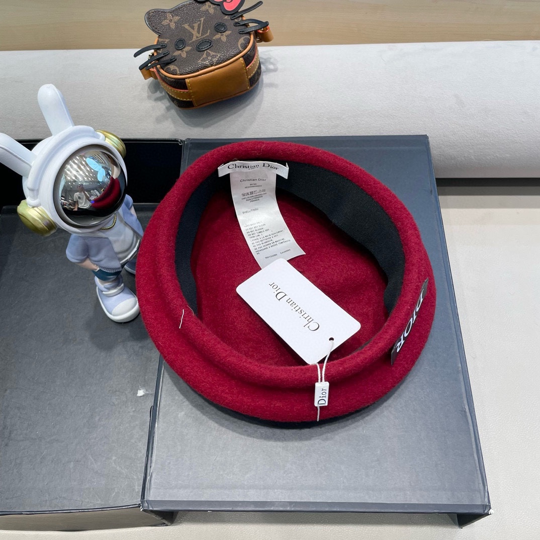 Dior韩国毛呢复古贝雷帽女秋冬百搭ins小众气质平顶画家帽时尚报童帽