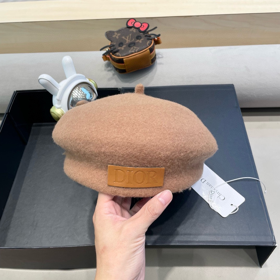 Dior韩国毛呢复古贝雷帽女秋冬百搭ins小众气质平顶画家帽时尚报童帽