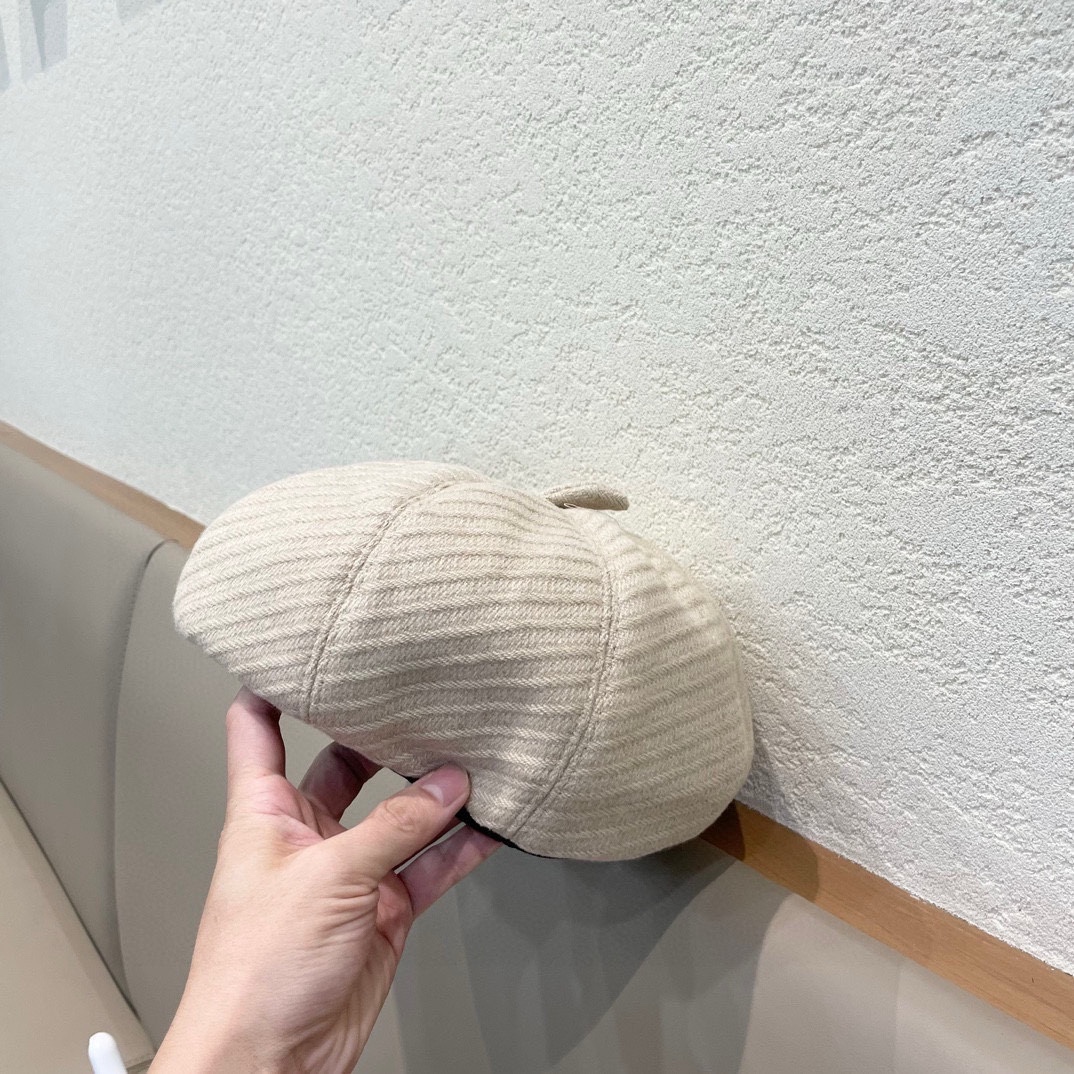 Prada普拉达帽子女复古时尚黑色贝雷帽春秋潮流纯色画家帽日系百搭南瓜帽女冬