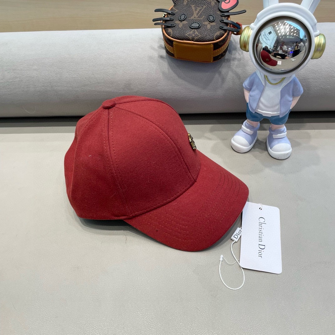 Dior韩版秋冬立体字母毛呢子硬顶保暖棒球帽男女百搭显脸小鸭舌帽