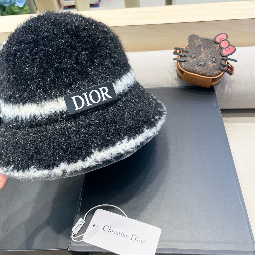 Dior秋冬加绒渔夫帽2024新款帽子女韩版毛绒气质百搭显脸小水桶帽盆帽