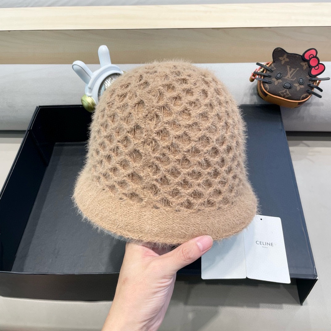 Celine秋冬百搭小众显瘦毛线水桶帽子女时尚短遮圆顶针织渔夫帽时尚盆帽