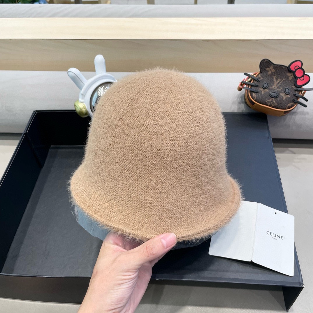 Celine秋冬百搭小众显瘦毛线水桶帽子女时尚短遮圆顶针织渔夫帽时尚盆帽