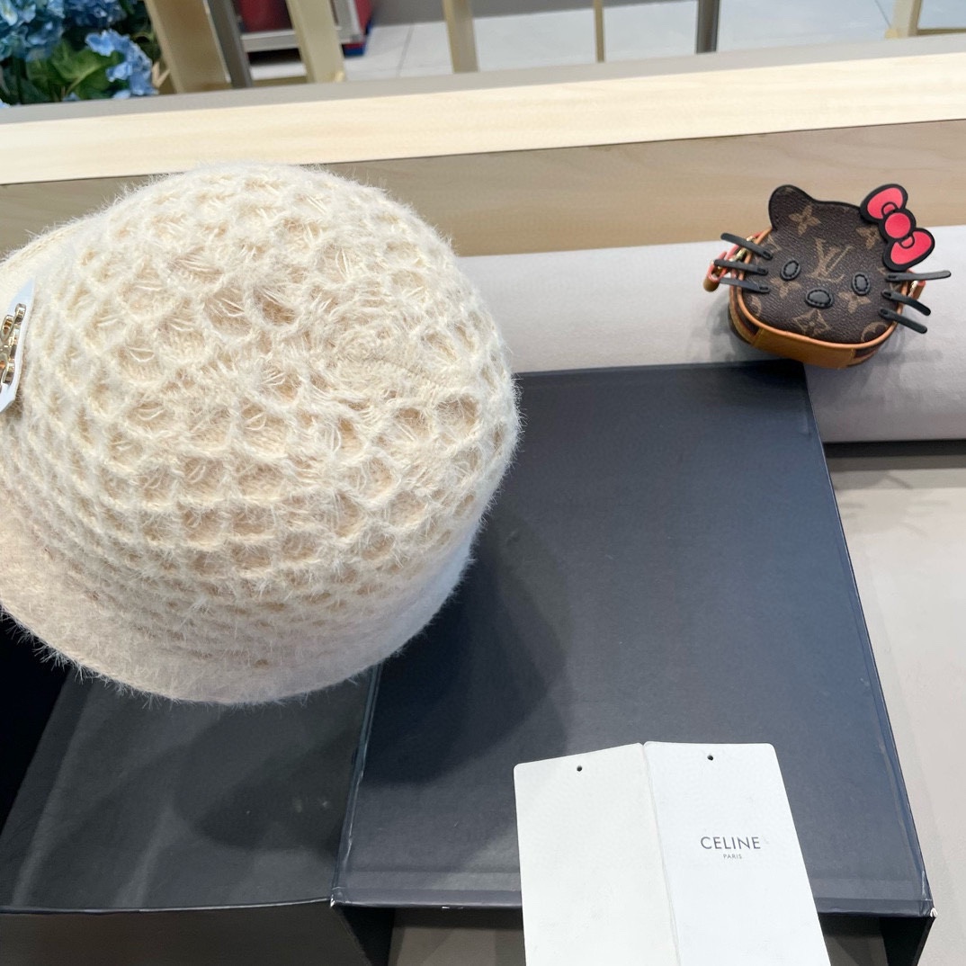 Celine秋冬百搭小众显瘦毛线水桶帽子女时尚短遮圆顶针织渔夫帽时尚盆帽