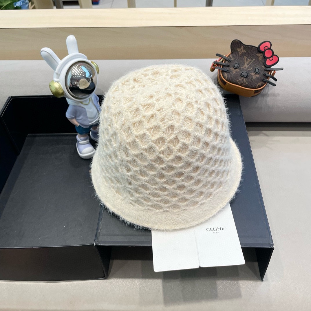 Celine秋冬百搭小众显瘦毛线水桶帽子女时尚短遮圆顶针织渔夫帽时尚盆帽