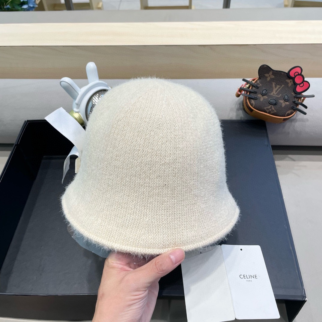Celine秋冬百搭小众显瘦毛线水桶帽子女时尚短遮圆顶针织渔夫帽时尚盆帽