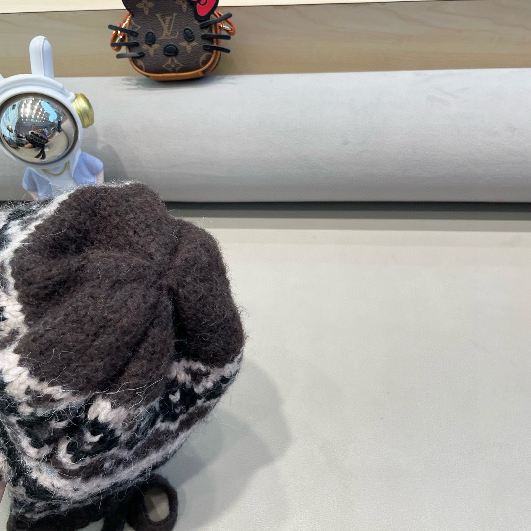 moncler费尔岛风针织帽子女冬季复古巴拉克拉法帽包包帽保暖护耳毛线帽潮