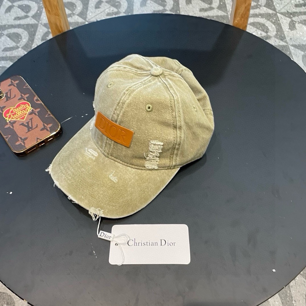 🧢Dior迪奥🧢 2024新款牛仔棒球帽 潮流，高端做工！很好搭配！