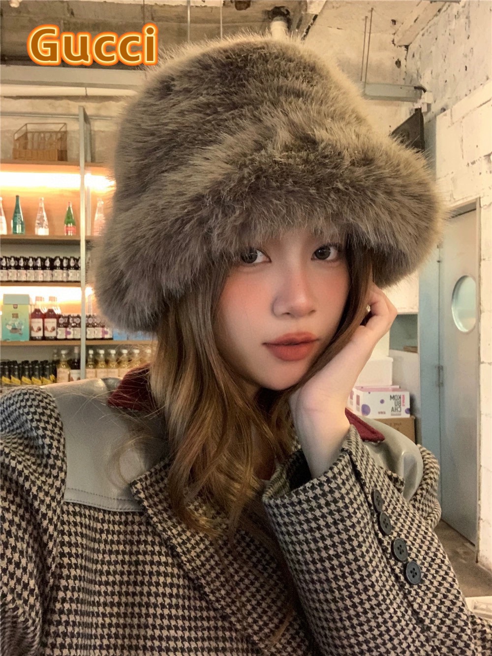 Gucci高级感仿皮草帽子女冬季新款显脸小渔夫帽毛绒防寒护耳保暖盆帽潮