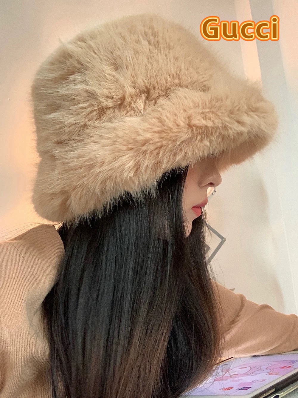 Gucci高级感仿皮草帽子女冬季新款显脸小渔夫帽毛绒防寒护耳保暖盆帽潮