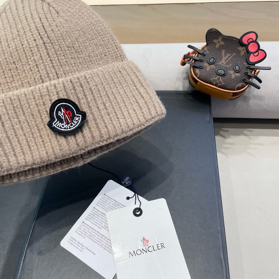 moncler秋冬户外纯色针织帽日系百搭显脸小保暖护耳堆堆帽套头毛线帽子女
