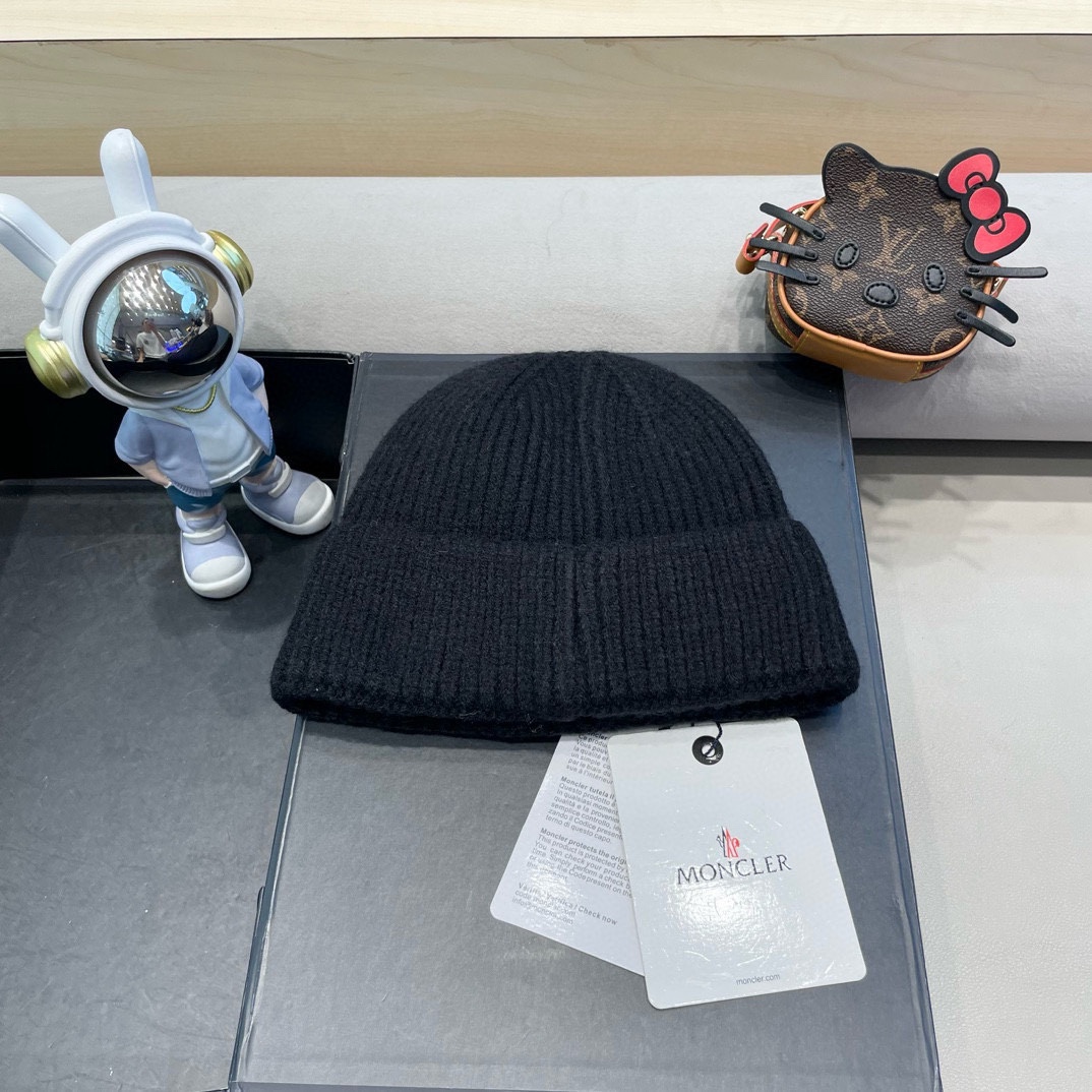 moncler秋冬户外纯色针织帽日系百搭显脸小保暖护耳堆堆帽套头毛线帽子女