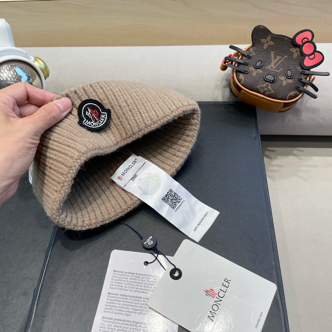 moncler秋冬户外纯色针织帽日系百搭显脸小保暖护耳堆堆帽套头毛线帽子女