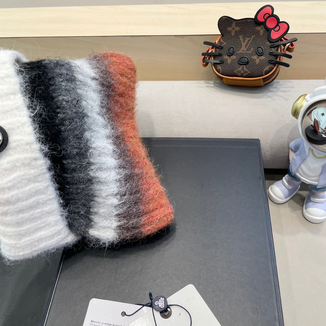 monvler拼色条纹百搭毛绒针织帽子女秋冬保暖显脸小包头帽网红休闲毛线帽