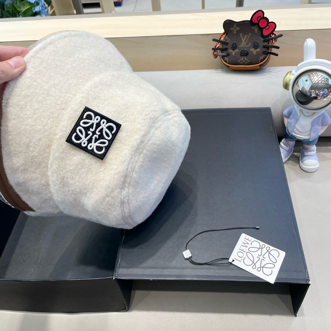 罗意威loewe春秋冬渔夫帽女新款针织百搭字母盆帽网红百搭遮阳显脸小水桶帽