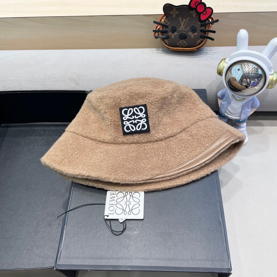 NO:366251,Loewe Loewe Spring and Autumn Winter Fisherman Hat Women's New Knitted All-Match Letter Basin Hat Internet Celebrity All-Match Sunshade Showing Face Small Bucket Hat Fisherman Hat Baseball Hat Knitted Hats, Hats, Loewe, Loewe, espadrilles, Hats罗意威loewe春秋冬渔夫帽女新款针织百搭字母盆帽网红百搭遮阳显脸小水桶帽帽子渔夫帽棒球帽针织帽,帽子,loewe,loewe,espadrilles,hats,hat