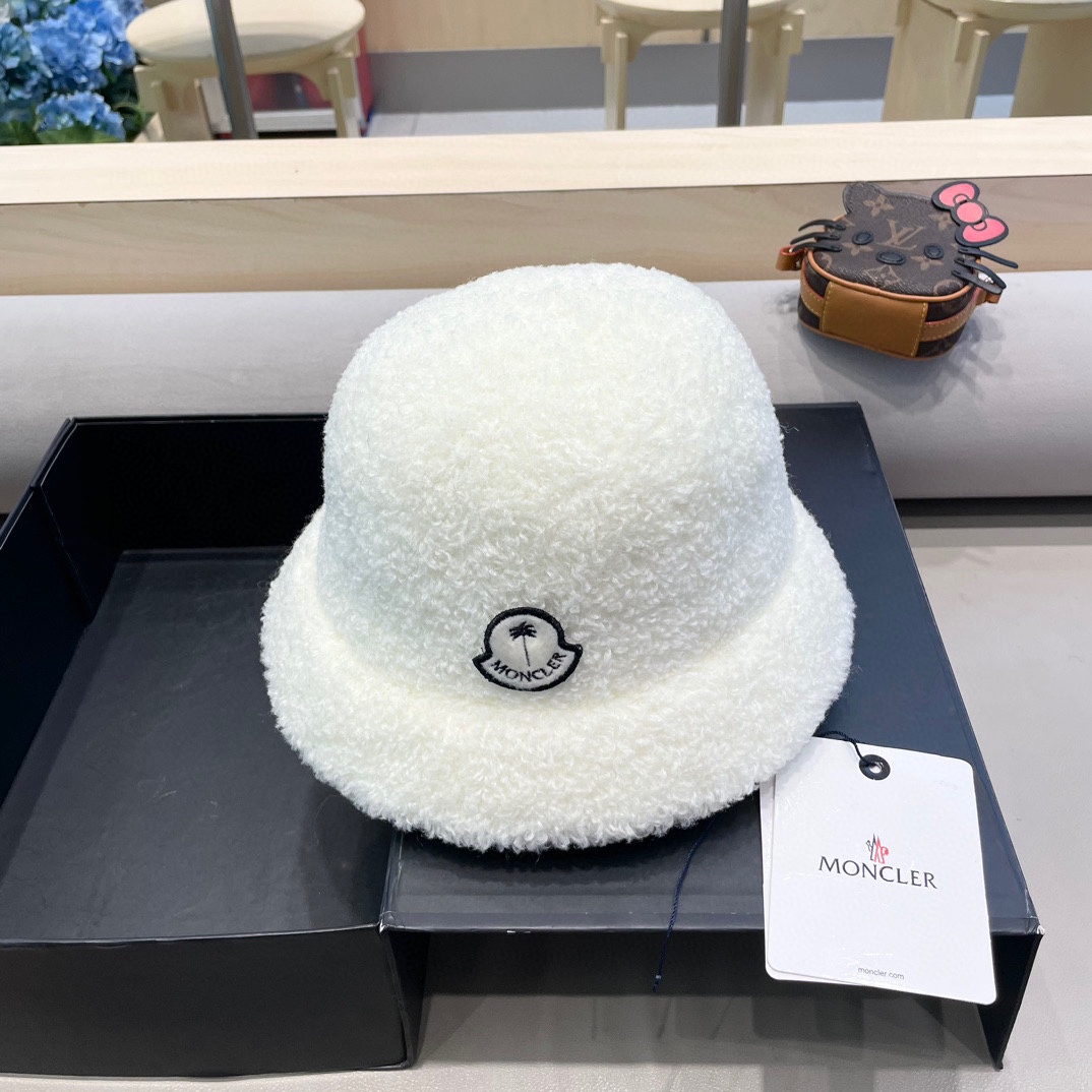 moncler羊羔绒帽子女冬款2024新款渔夫帽女士秋冬季毛绒百搭防寒保暖盆帽