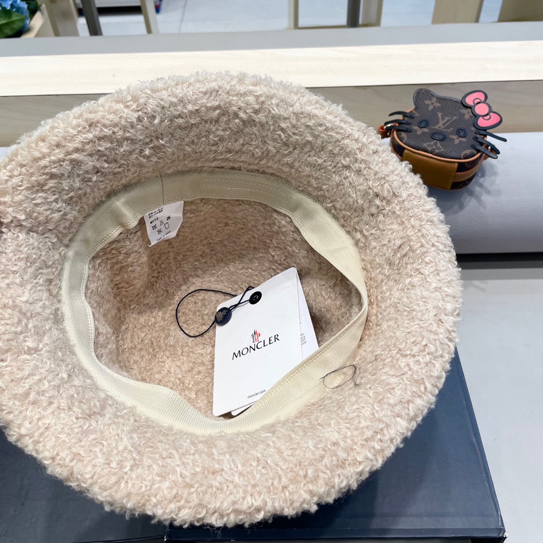 moncler羊羔绒帽子女冬款2024新款渔夫帽女士秋冬季毛绒百搭防寒保暖盆帽