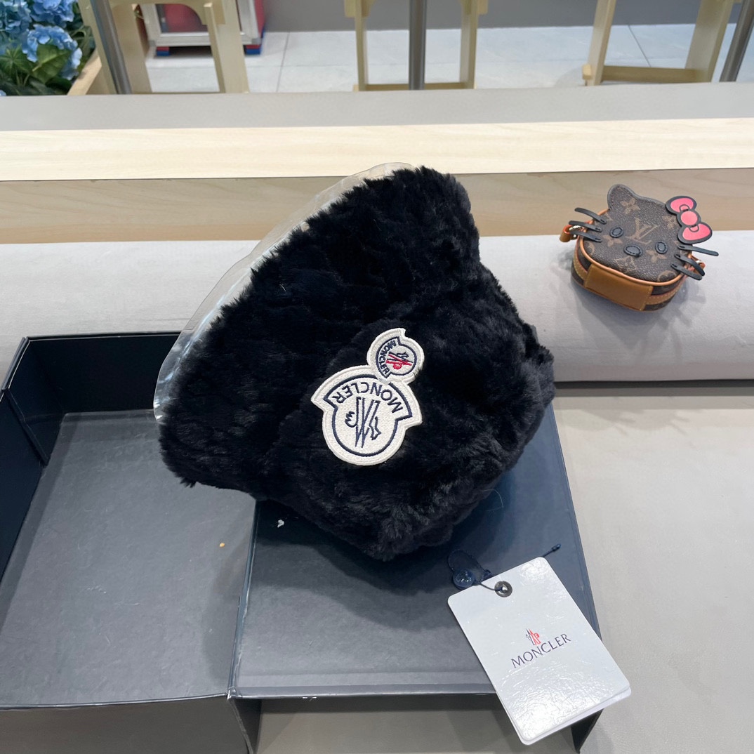 moncler毛渔夫帽子女秋冬素颜保暖显脸小水桶帽加绒加厚护耳毛绒盆帽