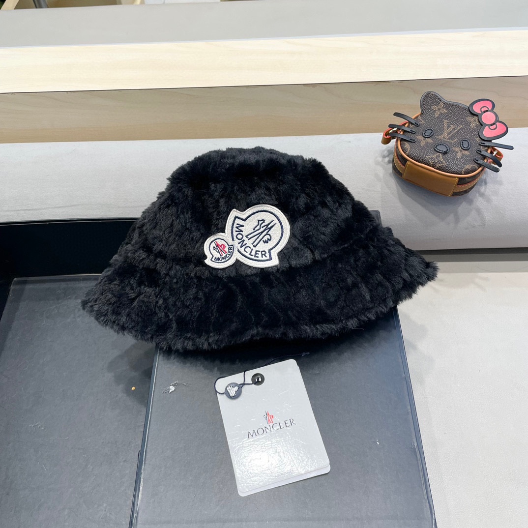 NO:366229,Moncler Hairy Fisherman Hat Women's Fall and Winter No Face Warm Face Small Bucket Hat Plush Thickened Ears Plush Basin Hat Fisherman Hat Baseball Hat Knitted Hats, Hats, Espadrilles, Hatsmoncler毛渔夫帽子女秋冬素颜保暖显脸小水桶帽加绒加厚护耳毛绒盆帽帽子渔夫帽棒球帽针织帽,帽子,espadrilles,hats,hat