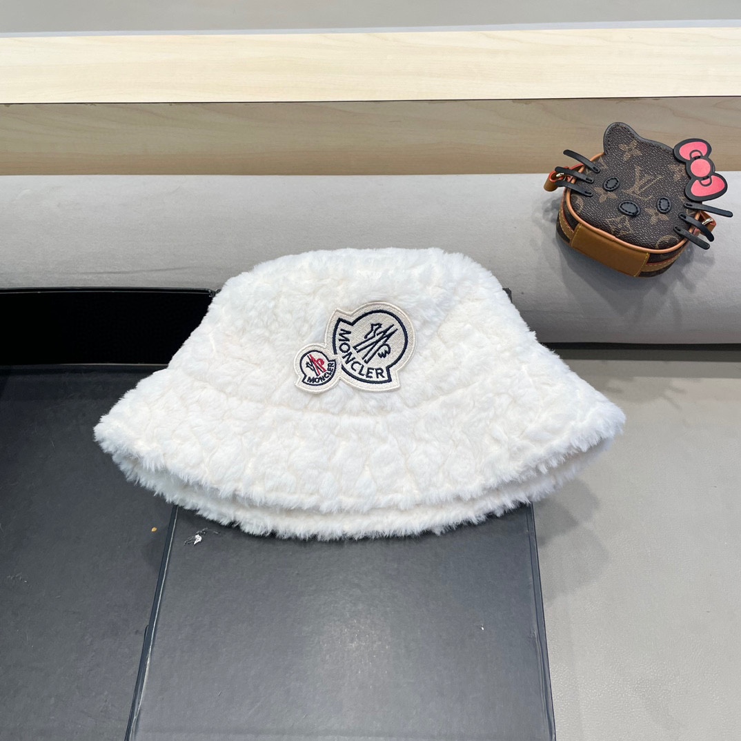 moncler毛渔夫帽子女秋冬素颜保暖显脸小水桶帽加绒加厚护耳毛绒盆帽