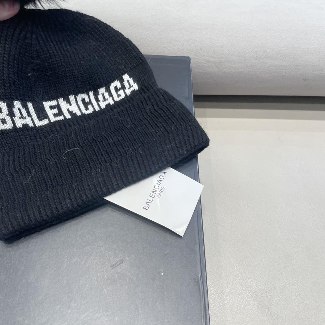 巴黎世家高版本👒巴黎世家👒现货Balenciaga巴黎世家官网品质（非市场普通货，留意细节哦）秋冬新款字